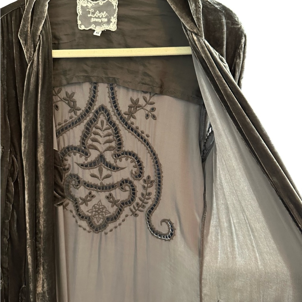Johnny Was Love Duster Velvet Long Kimono Embroidered Gray M Whimsigoth READ - Picture 7 of 15